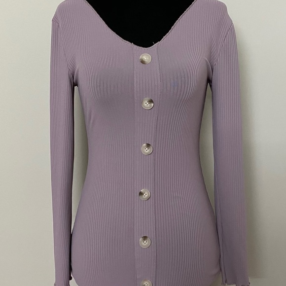 ✨Bodycon purple buttoned long sleeve Dress - Picture 2 of 9